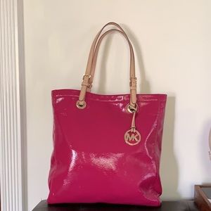 Michael Kors magenta tote